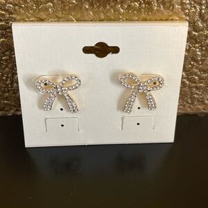 CRYSTAL BOW EARNINGS 🎀